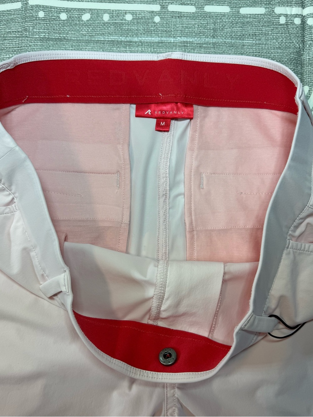 Redvanly Hanover Pull-On Shorts in Petal Pink Medium/7” inseam - Picture 3 of 7
